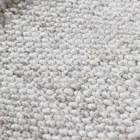 Stor och modern design fransad ullmatta svart eller grädde - Jacqueline Viadurini