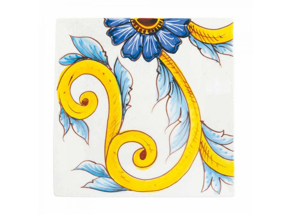 Elegant färgat dekorerat bord, porslin och stengods 18 stycken - plattor Viadurini