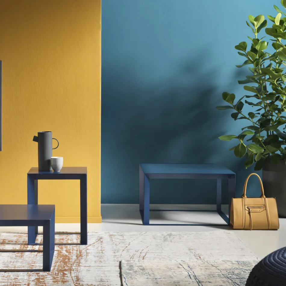 Square Design Metal Soffbord i 2 storlekar - Josyane Viadurini