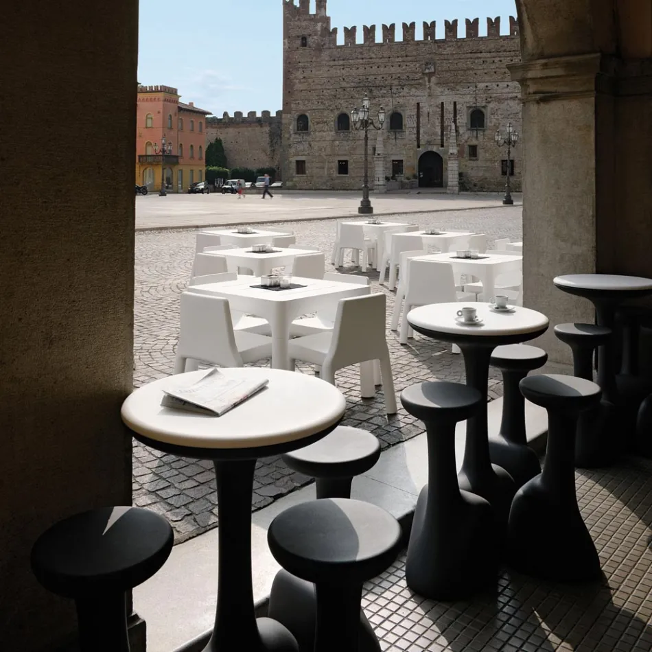 Utomhussoffbord i färgad polyeten 96 cm Tillverkat i Italien - Uliveto Viadurini