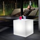 Ljust utomhussoffbord i vit polyeten Tillverkat i Italien - Derti Viadurini