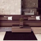 Kvadratisk modernt trädgårdsbord Vela av Vondom, i polyeten Viadurini