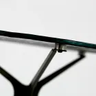 Soffbord med rund glasskiva och 3 ben Tillverkat i Italien - Siste Viadurini