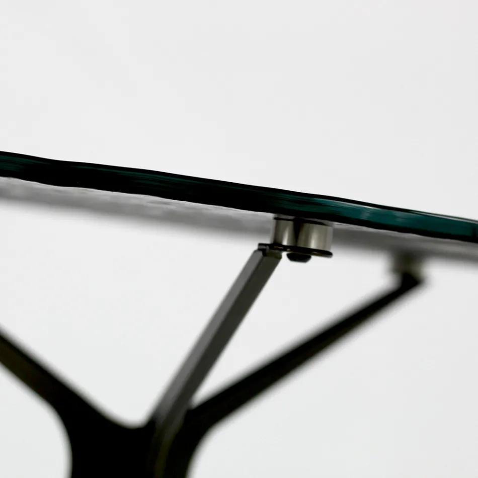 Soffbord med rund glasskiva och 3 ben Tillverkat i Italien - Siste Viadurini