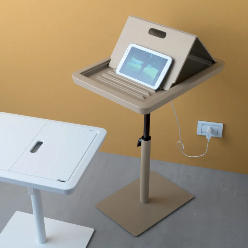 Soffa Sidobord Metall och PVC Justerbar höjd för surfplatta - Tekniko Viadurini