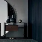 Soffbord eller sängbord i rökt glas med läderlåda - Linzy Viadurini