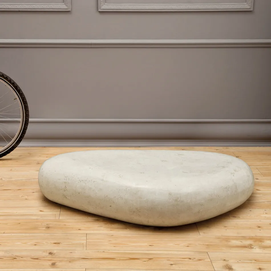 Modernt soffbord i formad fossil sten - Beth Viadurini