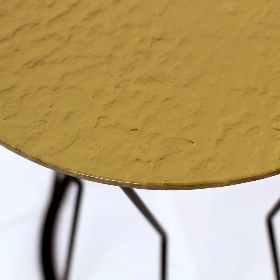 Runt soffbord med stålunderrede och glasskiva Tillverkat i Italien - Alisea Viadurini