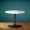 Eero Saarinen Tulip soffbord H 41 i Salina keramik Tillverkad i Italien - Scharlakansröd