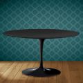 Eero Saarinen Tulip soffbord H 41 ovalt i Domoos keramik Tillverkat i Italien - Scharlakansröd