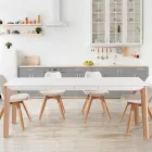 Utdragbart bord till 180 cm med massiv ek och ruteniumfärgade träben Viadurini