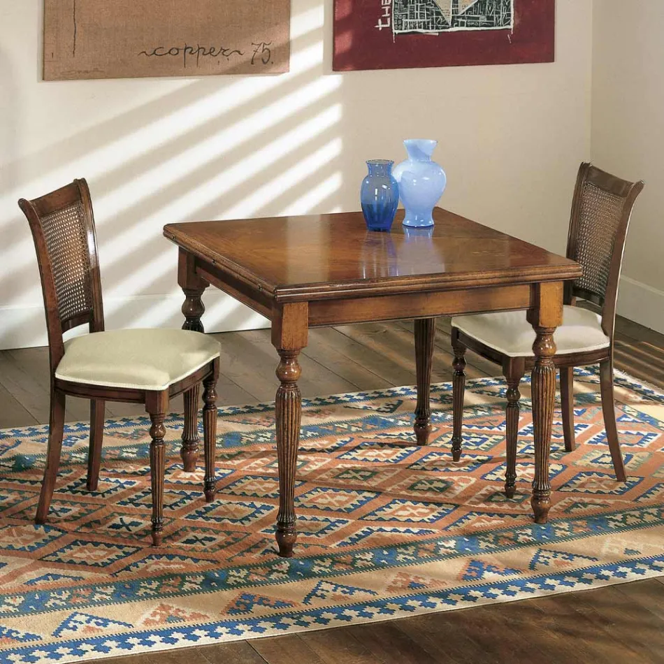 Utdragbart bord och 2 stolar i patinerad valnöt Tillverkad i Italien - Biotite Viadurini