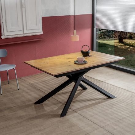 Utdragbart bord upp till 190 cm i metall och melaminskiva - Lavendel Viadurini