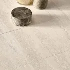 Utdragbart bord i porslin och stengods med målad metallbas - Arko Viadurini