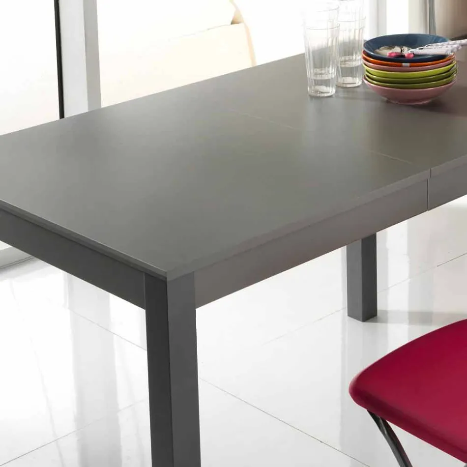 Utdragbar bord i bokträ gjort i Italien Tito Viadurini