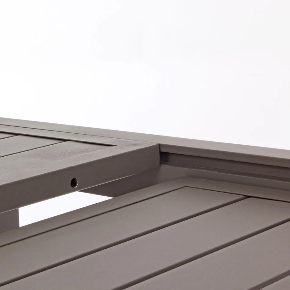 Utdragbart trädgårdsbord upp till 240 cm i vitt eller taupe aluminium - Franz Viadurini