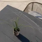 Trädgårdsbord i naturlig teak och keramikskiva - Artes Viadurini