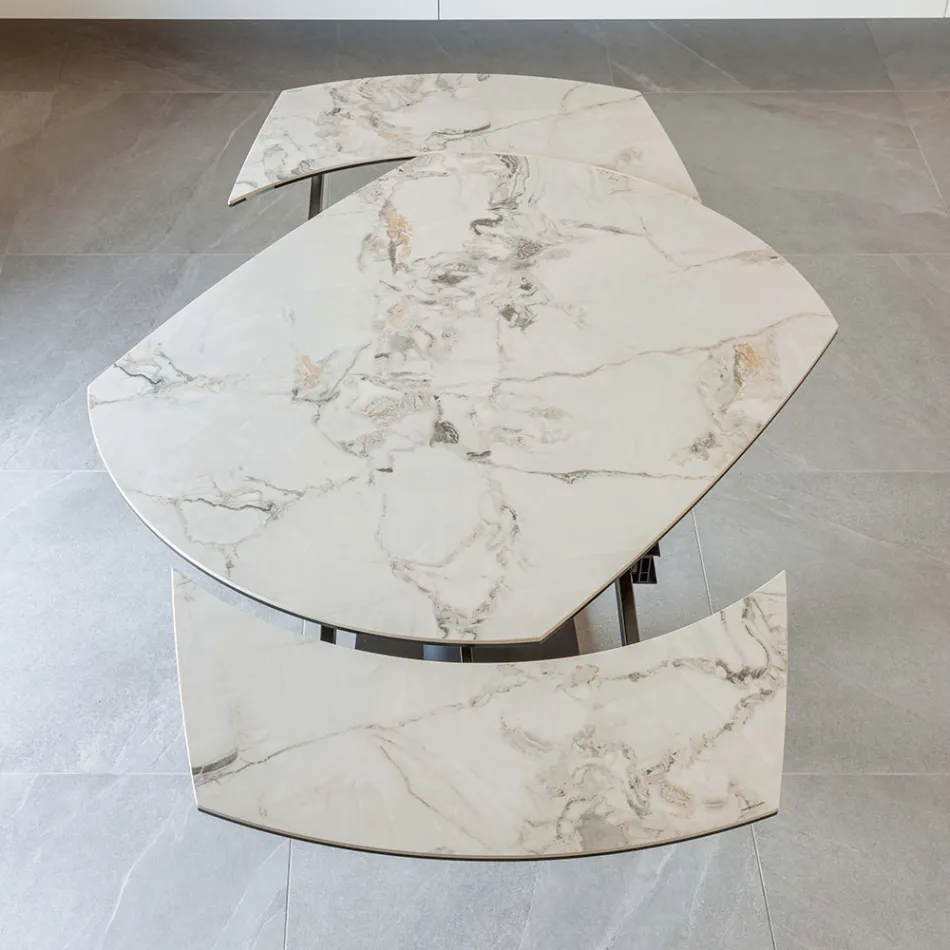 Utdragbart matbord i keramik och metallunderrede - Indira Viadurini