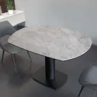 Utdragbart matbord i keramik och metallunderrede - Indira Viadurini