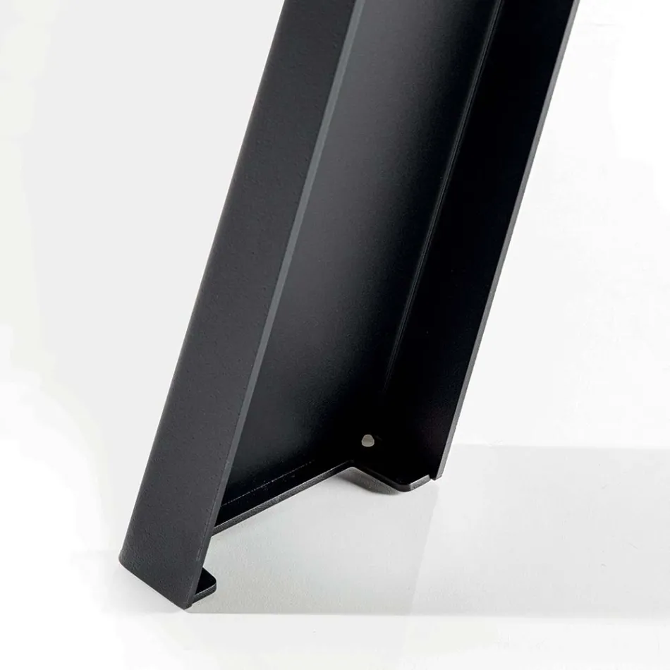 Fast matbordsunderrede i metall och ekfanerad skiva - Termoli Viadurini