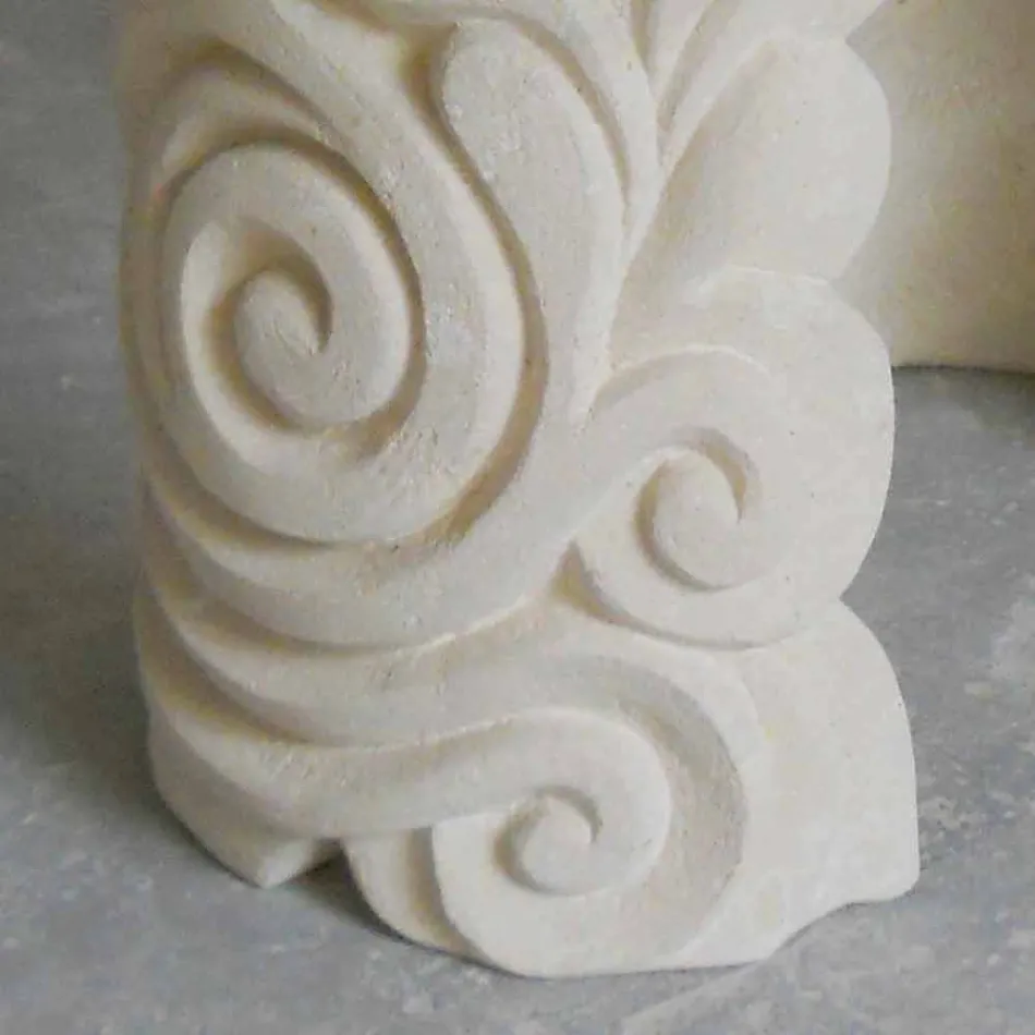 ovala matbord i sten och modern design crystal Aden Viadurini