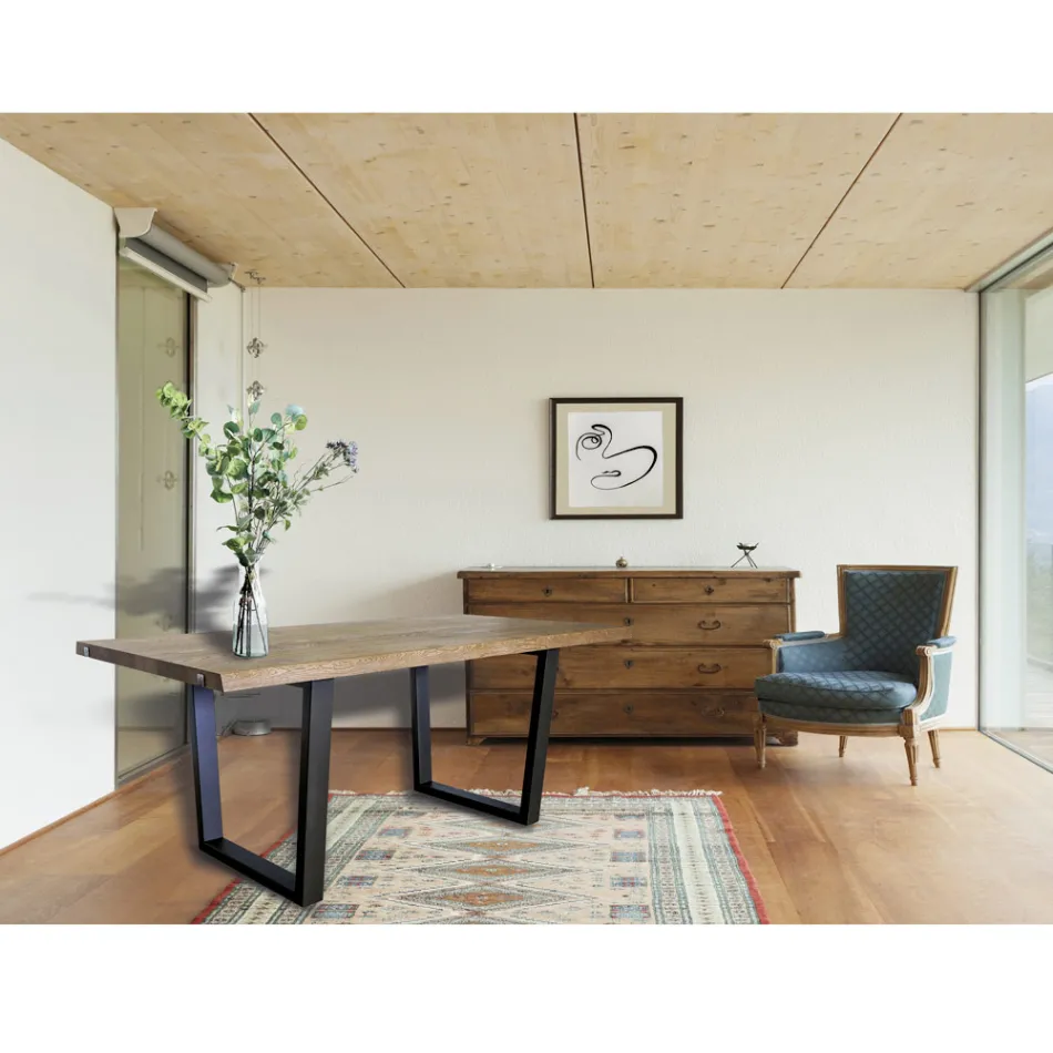 Matbord pläterat i Masellato knuten ek Tillverkad i Italien - Pilar Viadurini