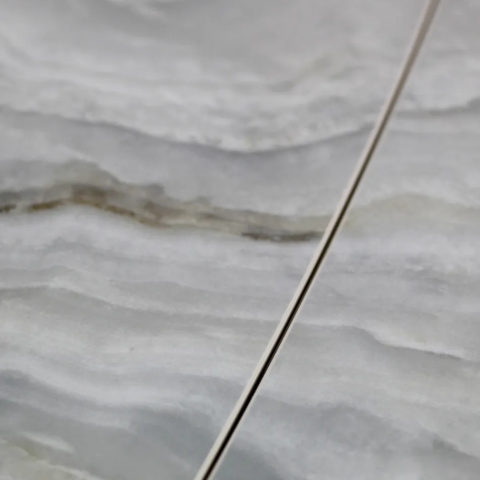 Utdragbart vardagsrumsbord med fatformad skiva i keramik Made in Italy - Glasögon Viadurini