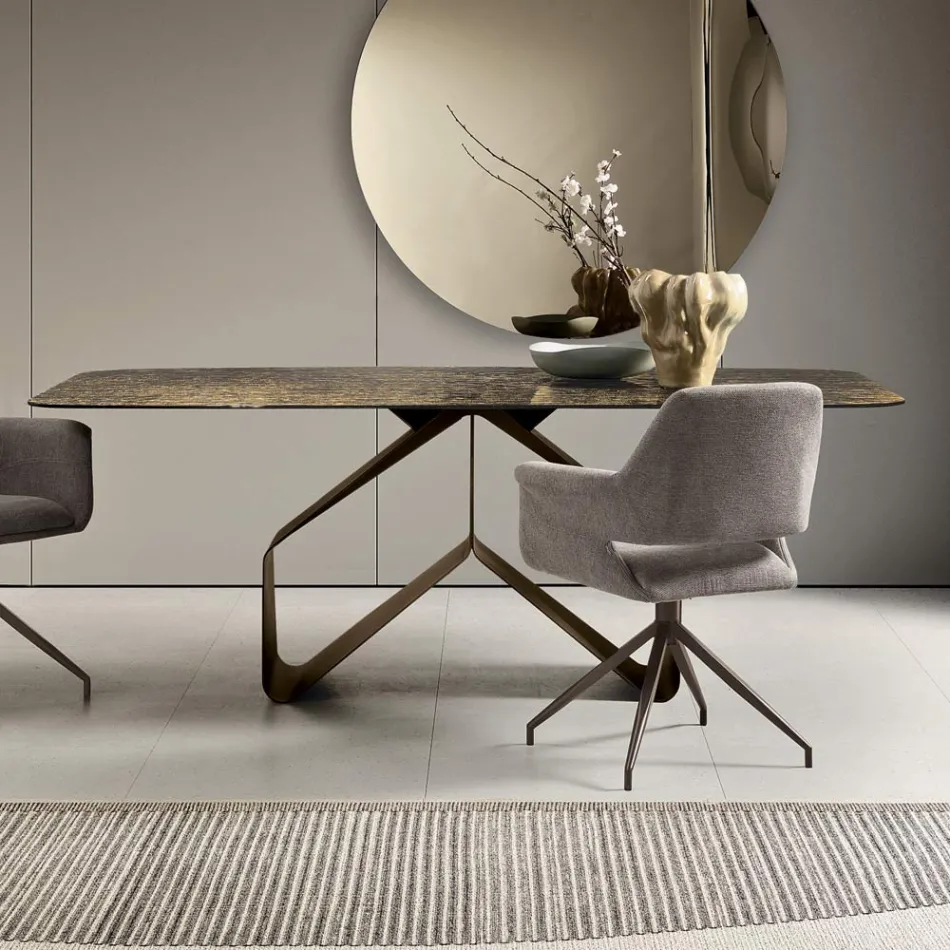 Fast bord 210x110 cm med hamrad glasskiva och metallbas - Adriano Viadurini