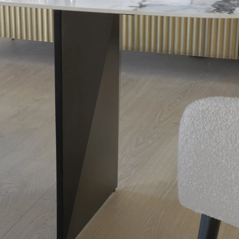 Fast bord i metall och keramikskiva Arabesque Glansigt - Eronte Viadurini