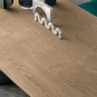 Fast bord i ekfaner och målad metallbas - Milo Viadurini