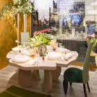 i borstad ek bord med vax yta Andy Viadurini