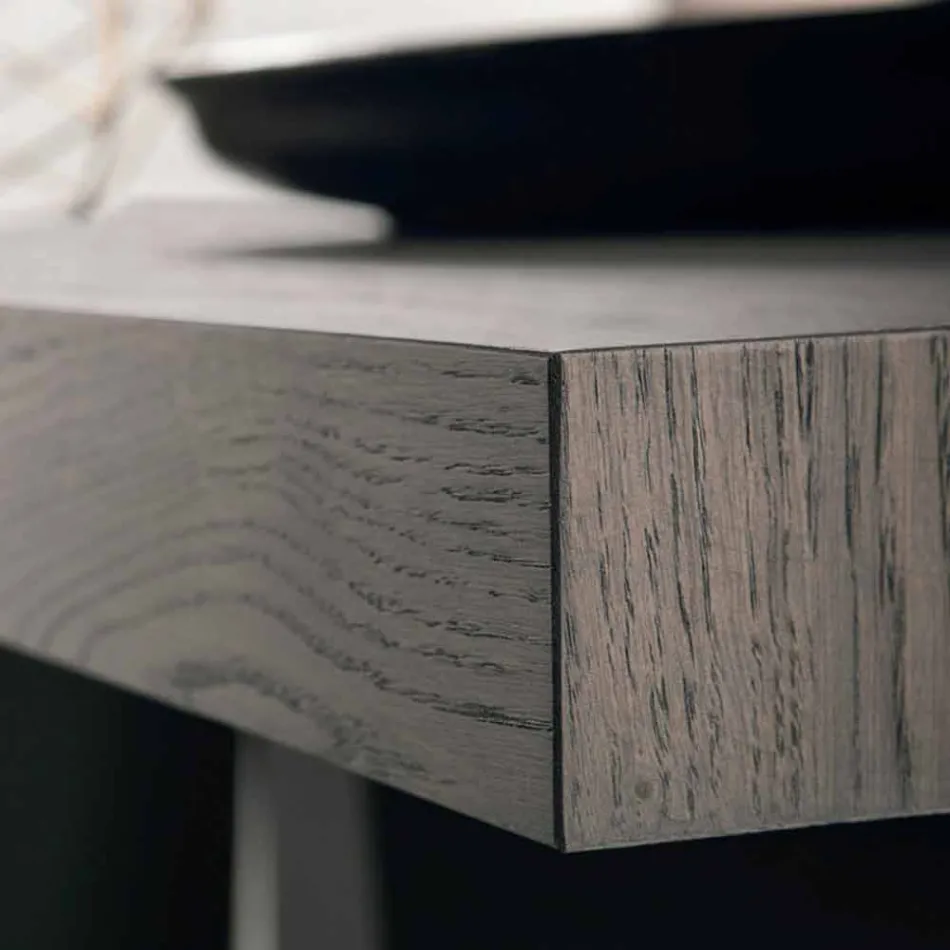 Modernt knutat ekträbord tillverkat i Italien Zerba Viadurini