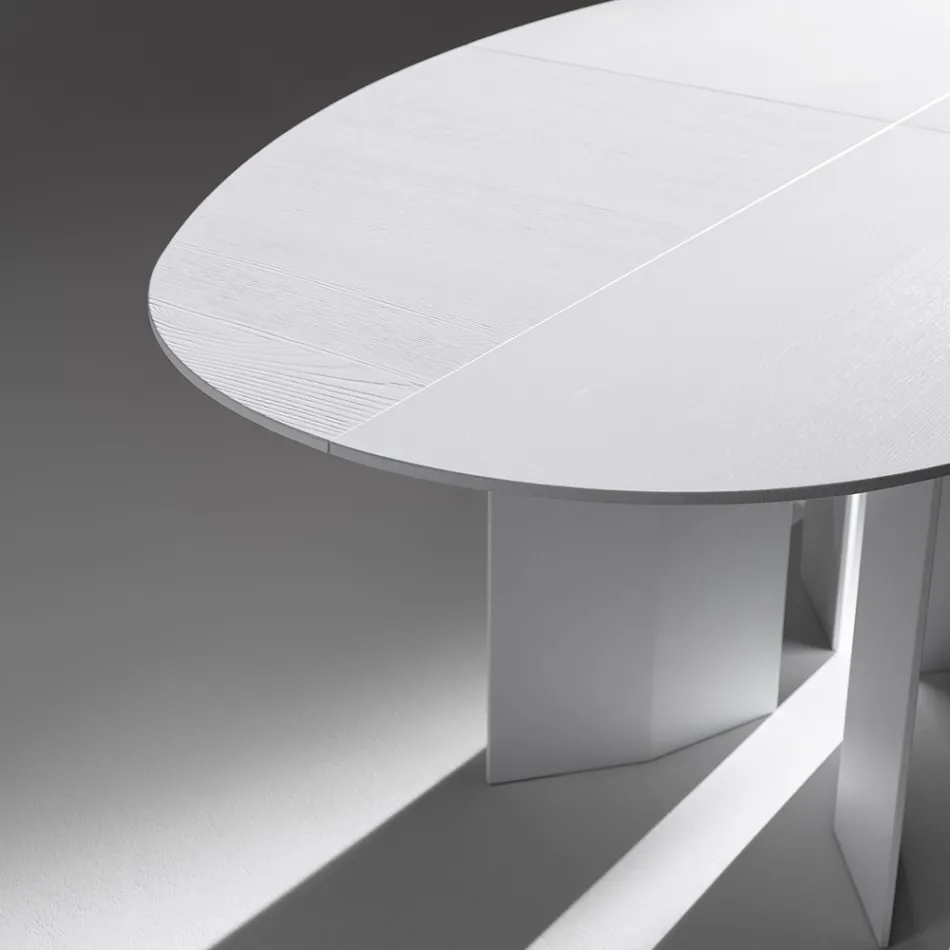 Ovalt matbord i askfanerad plywood - Capricorn Viadurini