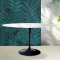 Saarinen Tulip ovalt bord H 74 cm i blank vit Florim keramik - Scharlakansröd