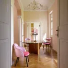 Runt designbord i glas och oljad ask tillverkad i Italien - Madame Viadurini