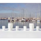 Adan av Vondom design utomhusbord / pall, i polyeten Viadurini