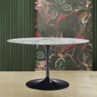 Eero Saarinen Tulpanbord H 73 med oval skiva i Arabescato-marmor Tillverkad i Italien - Scarlet Viadurini