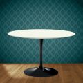 Eero Saarinen tulpanbord H 74 i Moonè-keramik Tillverkad i Italien - Scharlakansröd