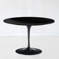 Tulip Eero Saarinen bord med svart flytande laminat MDF-skiva H 73 - Scarlet
