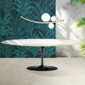 Saarinen Tulip-bord H 74 cm utdragbart i Florim Calacatta guldblank keramik - Scharlakansröd