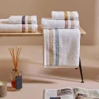 Duschhandduk i bomullsfrotté med dubbel volang i bomullspercale - Serenity Viadurini