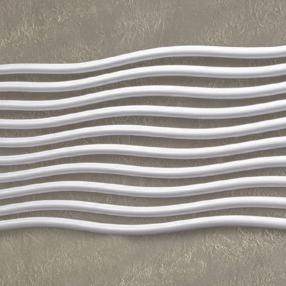 Hydraulisk kylare med böjda horisontella element tillverkad i Italien - Zucchero Viadurini