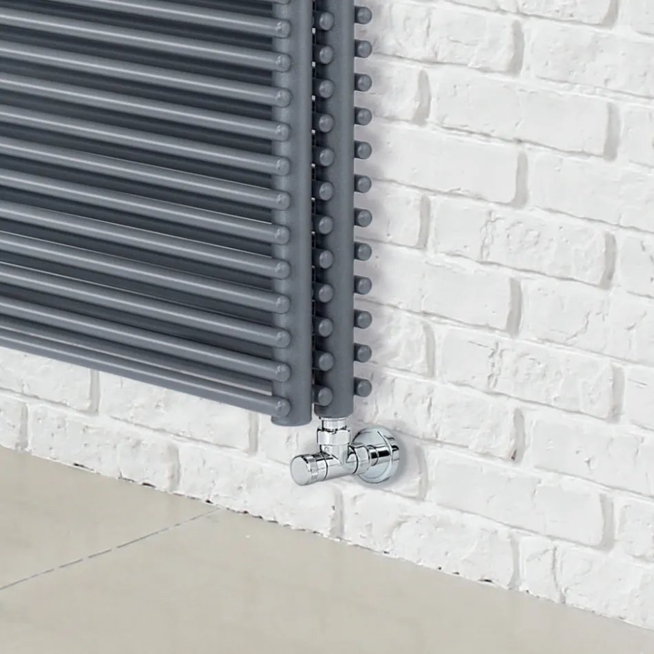 Hydraulisk kylare i stål med trippelsektion av Made in Italy Elements - Ciambella Viadurini