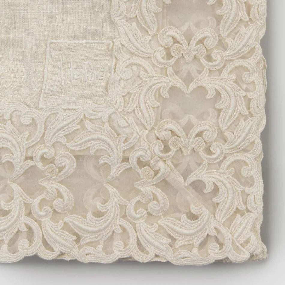 Beige linne fyrkantig duk med Artisan Luxury Farnese spets - Kippel Viadurini