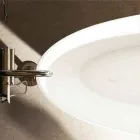 Ovalt design frittstående badkar tillverkat i Italien Albenga Viadurini