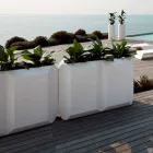 Vit vas inomhus eller utomhus i plast med 3 storlekar - Pärla av Myyour Viadurini