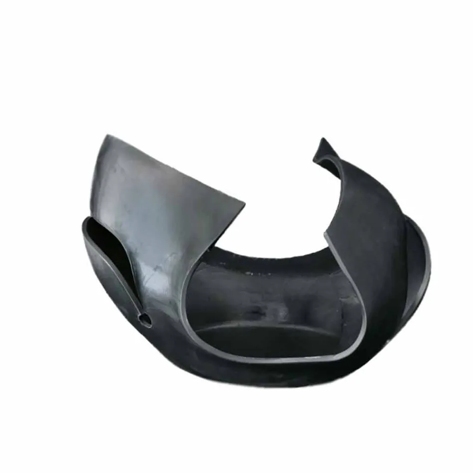 Dekorativ vas i matt eller glaserad keramik Tillverkad i Italien - Vågor Viadurini