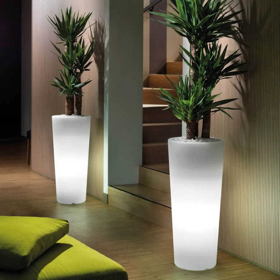 Hög inomhusvas i vit polyeten Tillverkad i Italien - Devid Viadurini