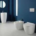 Aralia vit keramisk golvmonterad cyklontoalett med mjukstängande sits Viadurini