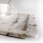 Rektangulärt magasin i modern, ådringad vit marmor tillverkad i Italien - Stora Viadurini